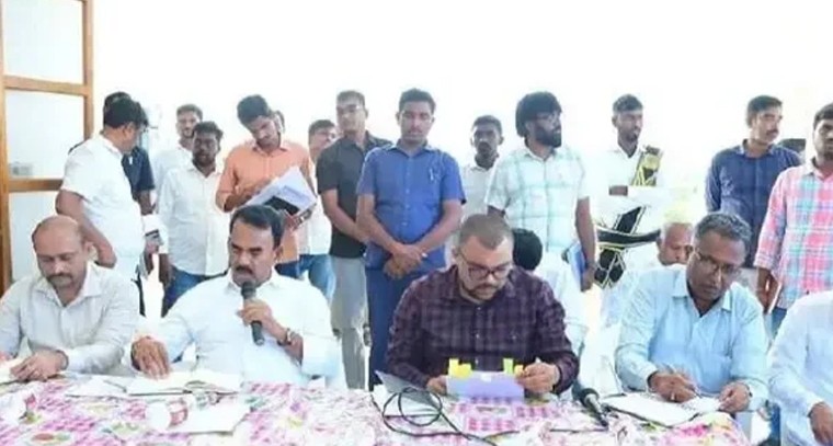  నిర్వాసితులకు ప్రభుత్వం అండగా ఉంటుంది: మంత్రి