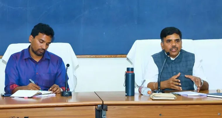 అభివృద్ధికి సహకారం అందించాలి