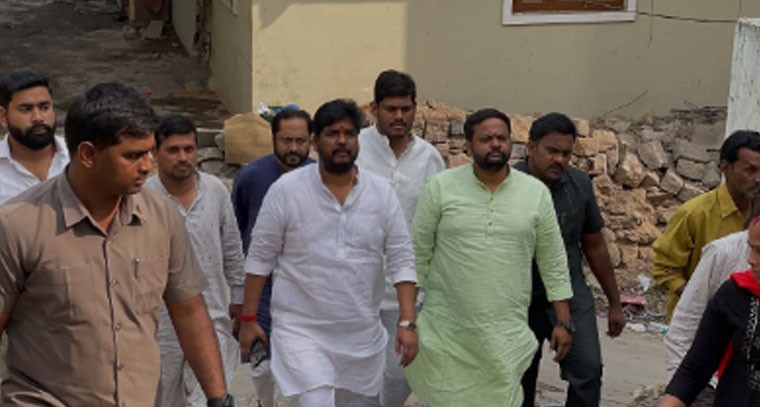 మృతురాలికి నివాళులర్పించిన జూబ్లీహిల్స్ ఎమ్మెల్యే  నవీన్ యాదవ్ 