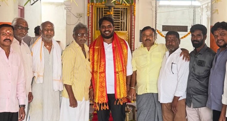 సురభి కాలనీ ఆలయ వార్షికోత్సవంలో పాల్గొన్న బీ ఆర్ ఎస్ పార్టీ యువ నాయకులు పొట్ట నరేందర్ యాదవ్