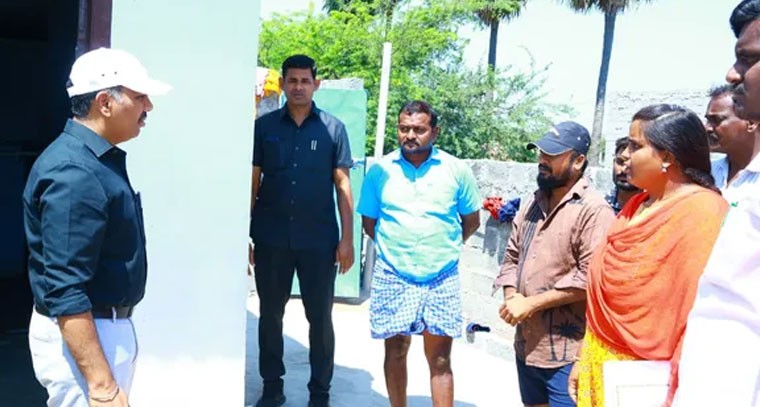 ఇందిరమ్మ ఇళ్ల నిర్మాణాలను వేగవంతం చేయాలి