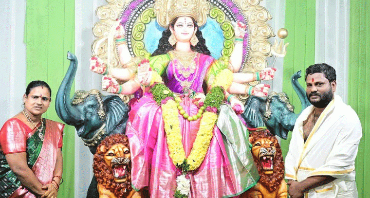 అమ్మ ఆశీస్సులు ప్రజలందరిపై ఉండాలి :  నీలం మధు ముదిరాజ్..