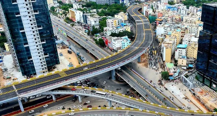 హైదరాబాద్‌లో ట్రాఫిక్ ఆంక్షలు.. రాత్రి 11 నుంచి ఫ్లైఓవర్లు బంద్