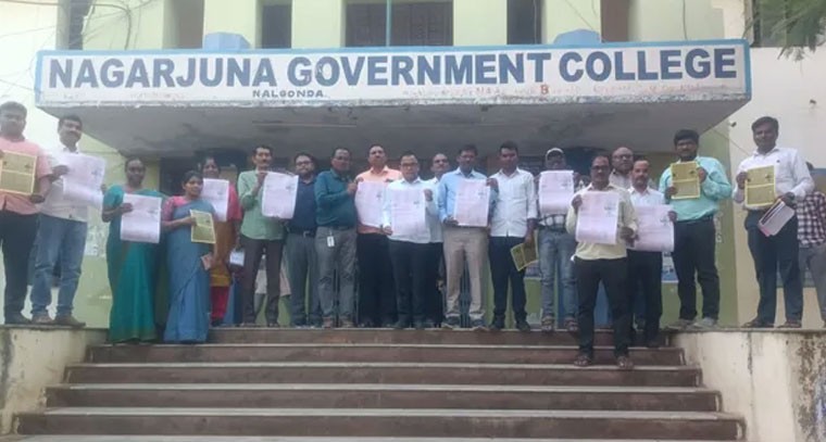 ఎన్ జి కళాశాలలో జాతీయ సదస్సు పోస్టర్ ఆవిష్కరణ