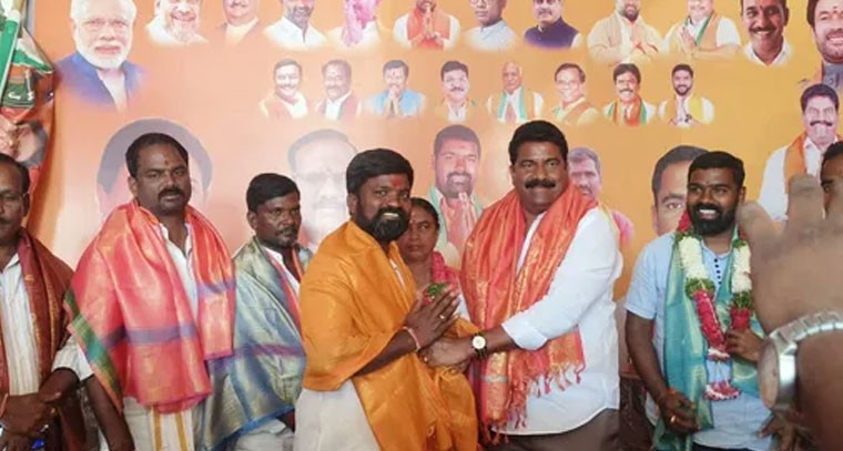 గ్రామపంచాయతీ ఎన్నికల్లో గెలిచిన వారికి బీజేపీ సన్మానం