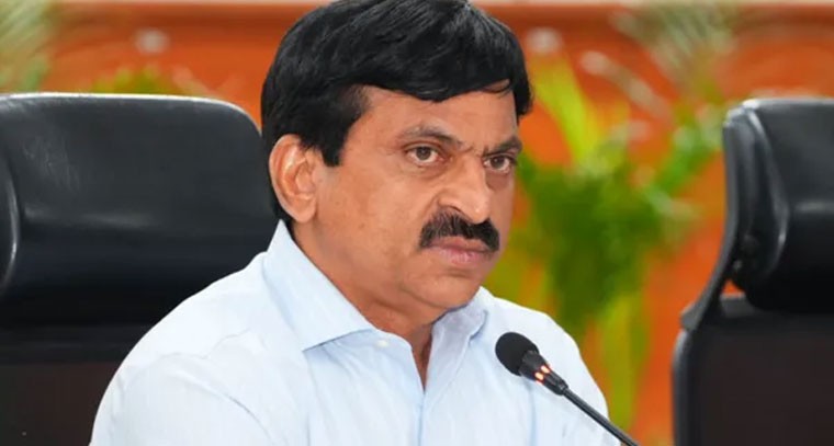 ఇందిరమ్మ ఇళ్ల లబ్ధిదారుల కోసం టోల్ ఫ్రీ కాల్ సెంటర్‌: మంత్రి