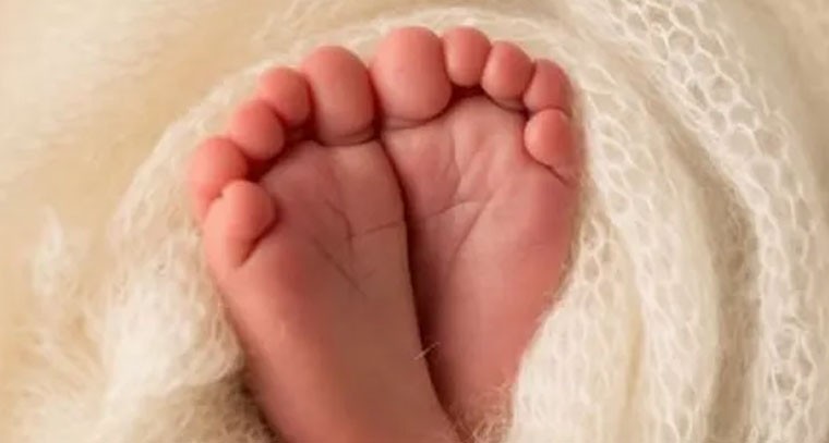 నిమ్స్‌ బాత్‌రూమ్‌లో పసికందు మృతదేహం
