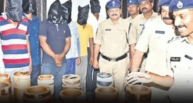 అంతర్రాష్ట్ర దొంగల ముఠా అరెస్ట్