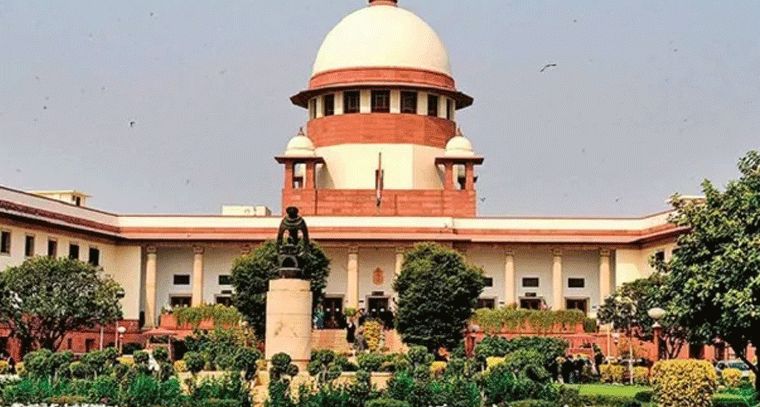 తెలంగాణ స్పీకర్‌కు సుప్రీంకోర్టు నోటీసులు