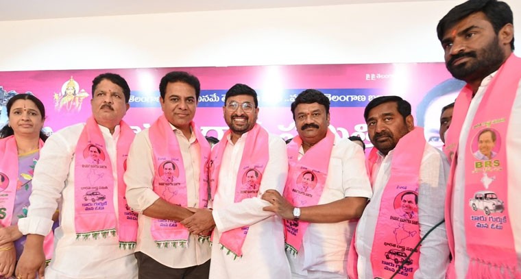 కేటీఆర్  సమక్షంలో బీఆర్‌ఎస్ పార్టీలో చేరిన సానే విజయ్ రెడ్డి