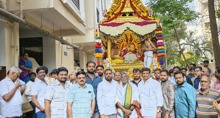 నిజాంపేట్ భవ్యాస్ ఆనందం 22వ బ్రహ్మోత్సవాల వేడుకలో పాల్గొన మాజీ డిప్యూటీ మేయర్ 