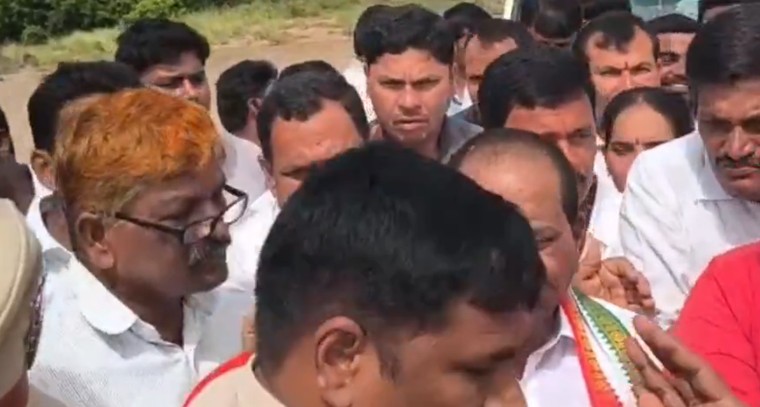 కాంగ్రెస్ ఎమ్మెల్యే కోరం కనకయ్యకు నిరసన సెగ