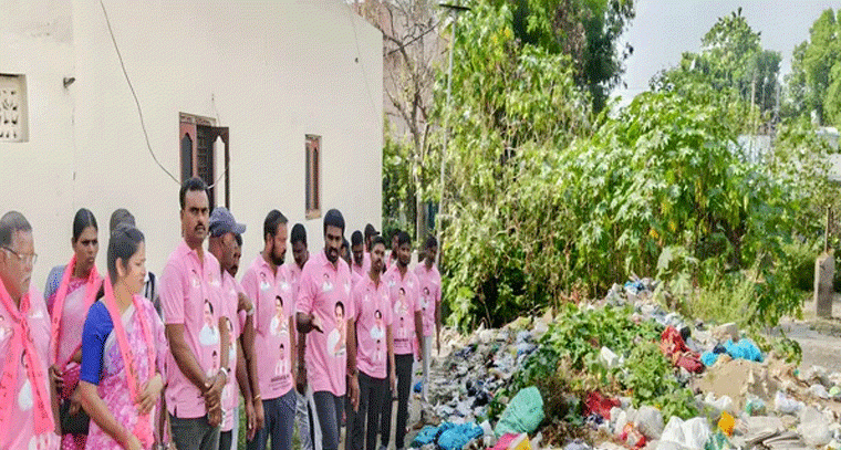 పాపిరెడ్డి కాలనీలో మన బస్తీ బాట కార్యక్రమం