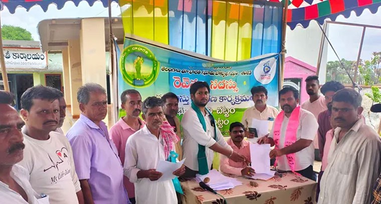 రైతుల సమస్యలను వెంటనే పరిష్కరించాలి