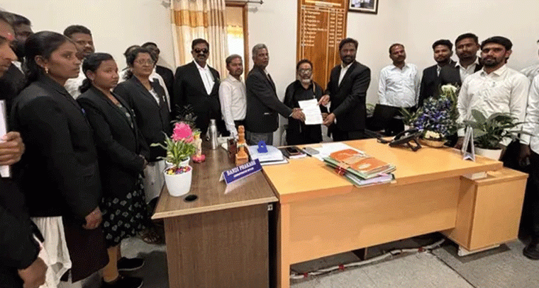 పెద్దపల్లిలోనే జిల్లా కోర్టు ఏర్పాటు చేయాలి..