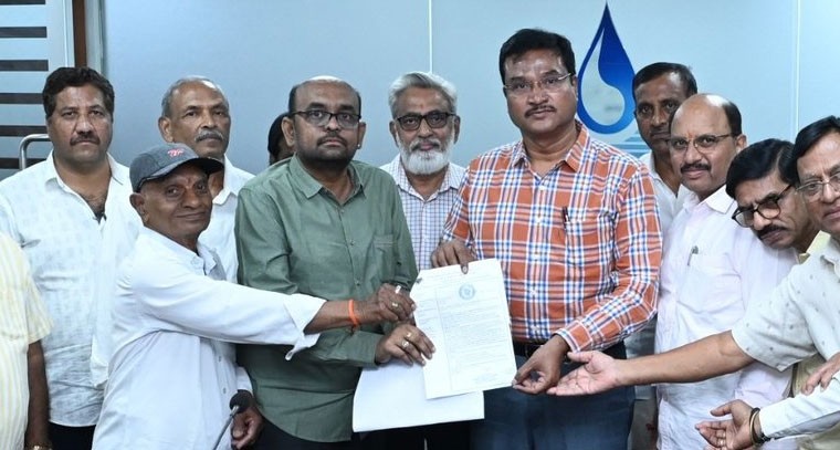 హైడ్రా ప్ర‌జావాణికి 42 ఫిర్యాదులు