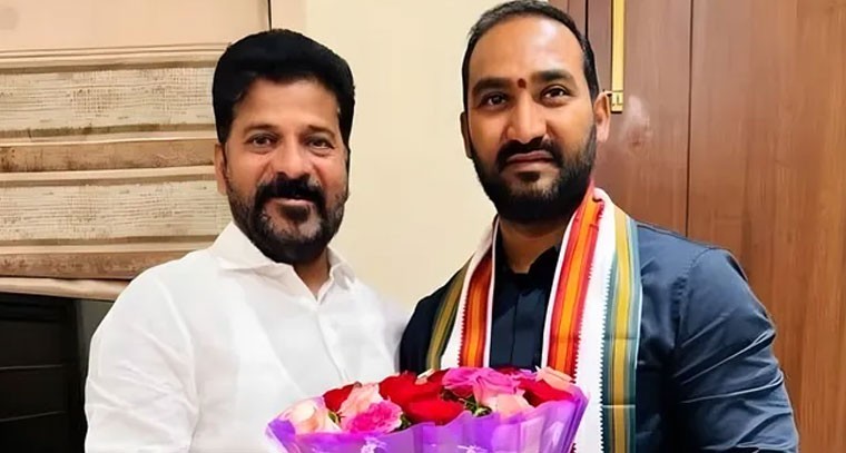 ఫోన్ ట్యాపింగ్ కేసులో పలువురికి నోటీసులు