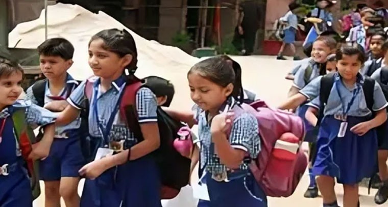 రేపు తెలుగు రాష్ట్రాల్లోని స్కూళ్లకు సెలవేనా?
