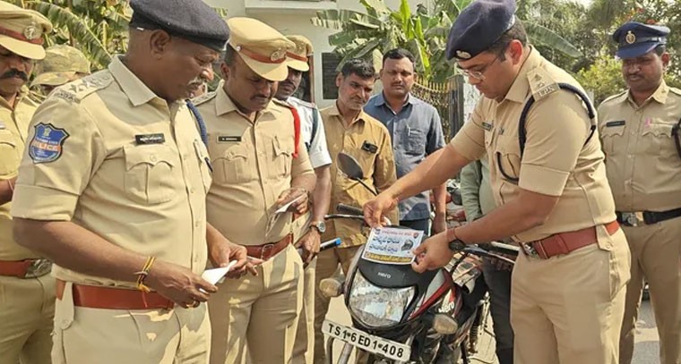 ప్రతి ప్రాణం విలువైనదే: ఎస్పీ మహేష్ బి. గీతే