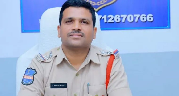 ఎన్నికల కోడ్ ఉల్లంఘిస్తే చట్టపరమైన చర్యలు: ఎస్ఐ హెచ్చరిక