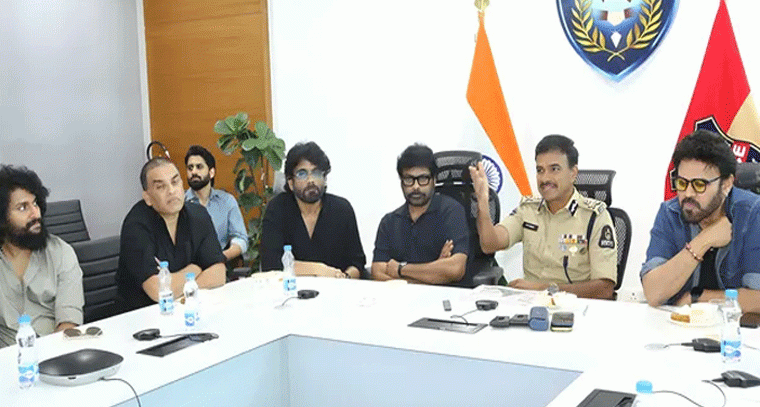 ఐబొమ్మ పైరసీ ముఠాపై సైబర్ క్రైమ్ పోలీసుల కొరడా