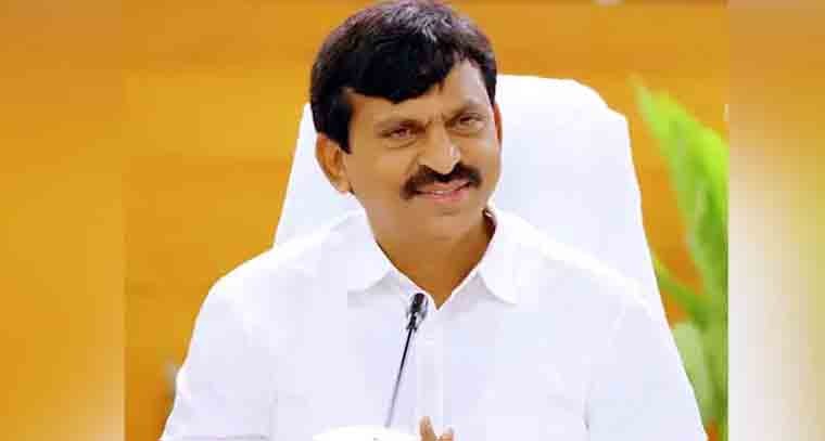 కమీషన్ల కోసమే కాళేశ్వరం నిర్మించారు 
