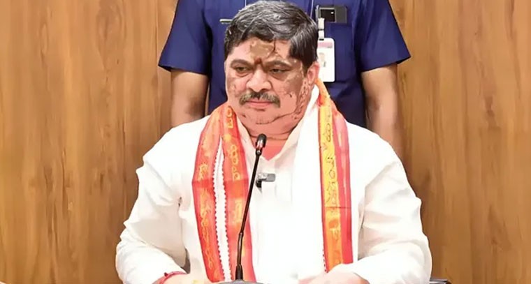 42 శాతం రిజర్వేషన్‌లకు కట్టుబడి ఉన్నాం: మంత్రి పొన్నం