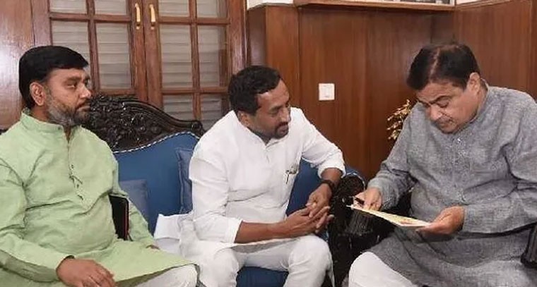 గడ్కరీని కలిసిన మెదక్ ఎంపీ రఘునందన్ రావు