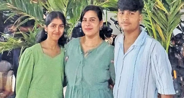 రైలు కింద పడి తల్లీపిల్లల ఆత్మహత్య.. ఒంటరితనమే కారణమా?