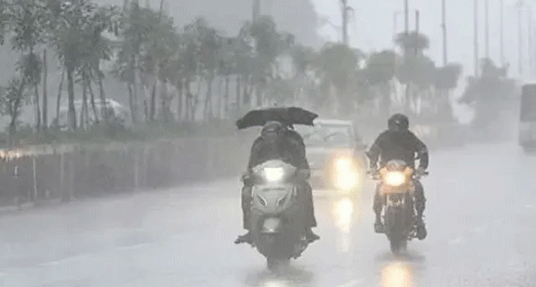 నేడు, రేపు భారీ వర్షాలు.. 15 జిల్లాలకు ఆరెంజ్ అలర్ట్