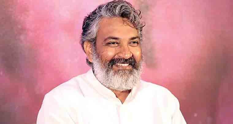 జూబ్లీహిల్స్ ఉపఎన్నికల్లో ఓటు హక్కు వినియోగించుకున్న రాజమౌళి 