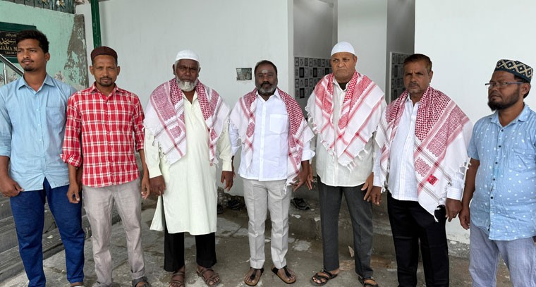 అమీన్‌పూర్ మున్సిపాలిటీ పరిధిలోని లింగమయ్య కాలనీ మసీదు సందర్శించిన ప్రజా నాయకుడు  కాట రాజేష్ గౌడ్ 