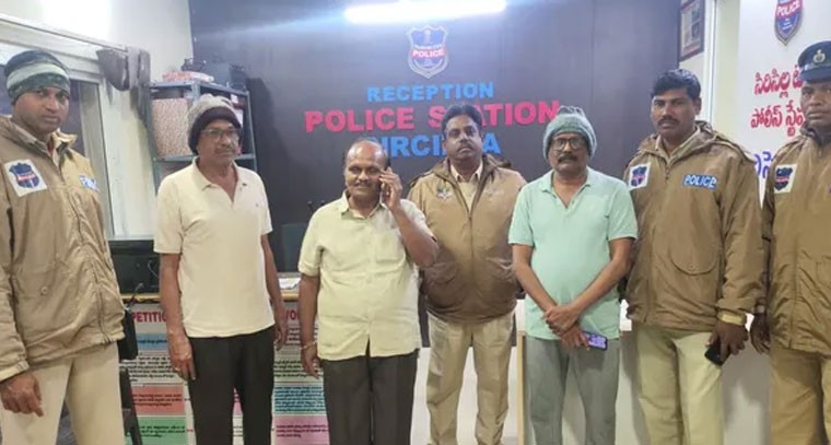 రిటైర్డ్ ఉద్యోగుల చలో అసెంబ్లీకి పోలీసుల ఆంక్షలు