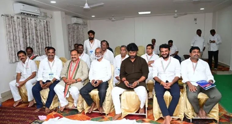 రామగుండం ఎమ్మెల్యే శిక్షణా శిబిరంలో పాల్గొన్న రాజ్ ఠాగూర్