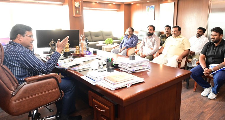 మెట్ టీమ్‌ల‌ను అభినందించిన హైడ్రా క‌మిష‌న‌ర్‌