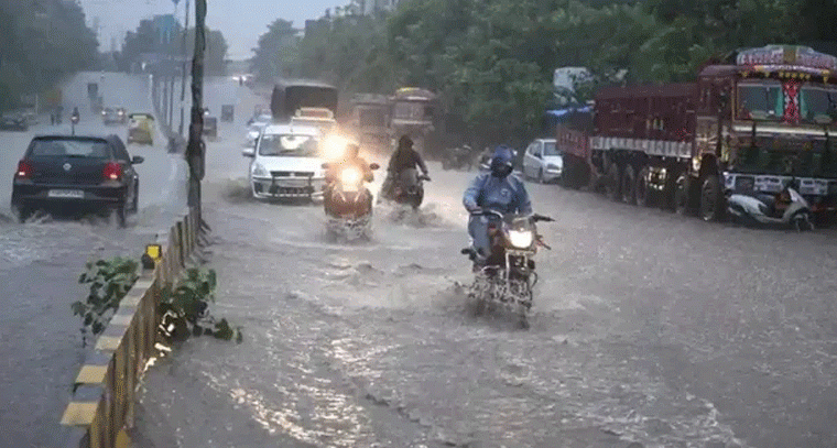 వచ్చే 2, 3 గంటల్లో భారీ వర్షం.. వాతావరణ కేంద్రం హెచ్చరిక