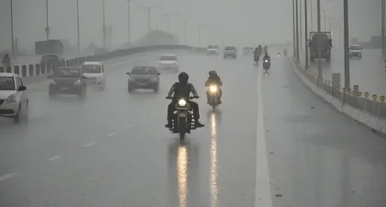 తెలంగాణలో భారీ వర్షాలు.. ఎల్లో అలర్ట్ జారీ