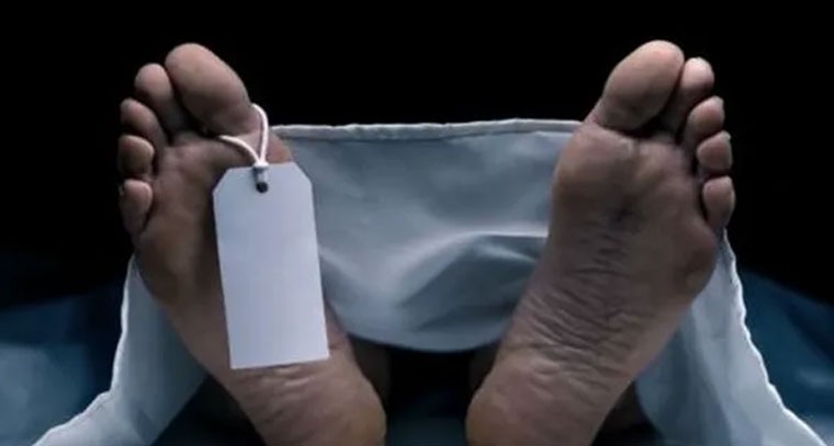 ప్రియుడు మోసం చేశాడని పురుగుల మందు తాగిన యువతి