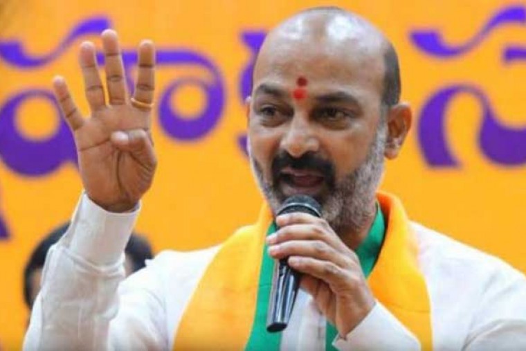 కాంగ్రెస్ హామీలు అమలవుతున్నాయని నిరూపిస్తే రాజీనామా చేస్తా ..బండి సంజయ్‌!