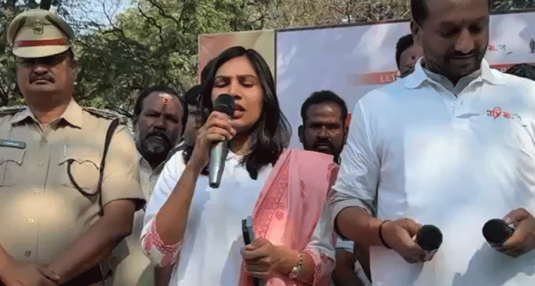 రైతులకు మద్దతు ధర: జిల్లా కలెక్టర్ పి. ప్రావీణ్య ఆదేశాలు