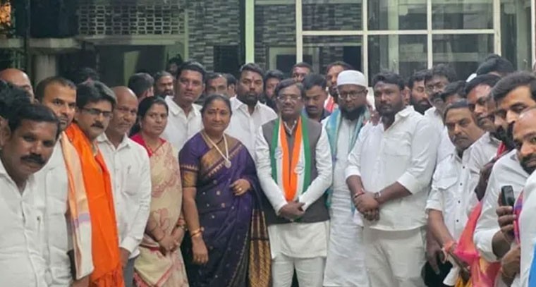 సంగారెడ్డి అభివృద్ధిపై మంత్రి గడ్డం వివేక్‌తో నాయకుల చర్చ