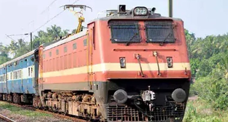 సంక్రాంతికి మరిన్ని ప్రత్యేక రైళ్లు