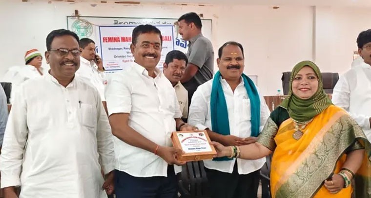 గ్రామ అభివృద్ధికి సహకరించాలని ఎమ్మెల్యేకు వినతి