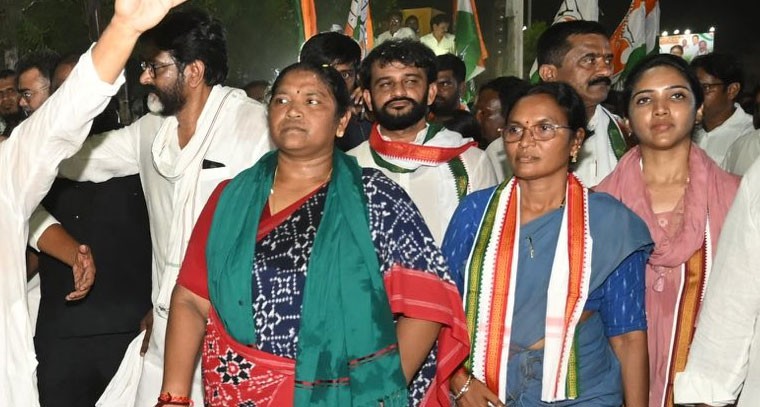 ఆలూరులో ఘనంగా కాంగ్రెస్ ప్రభాత్ ర్యాలీ
