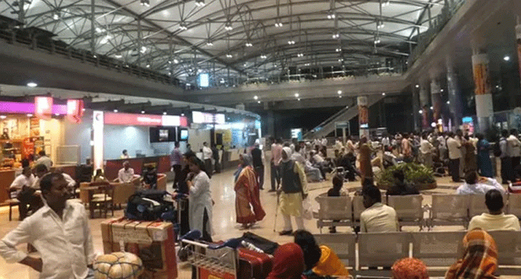 శంషాబాద్ ఎయిర్‌పోర్టులో 14 కోట్ల గంజాయి పట్టివేత