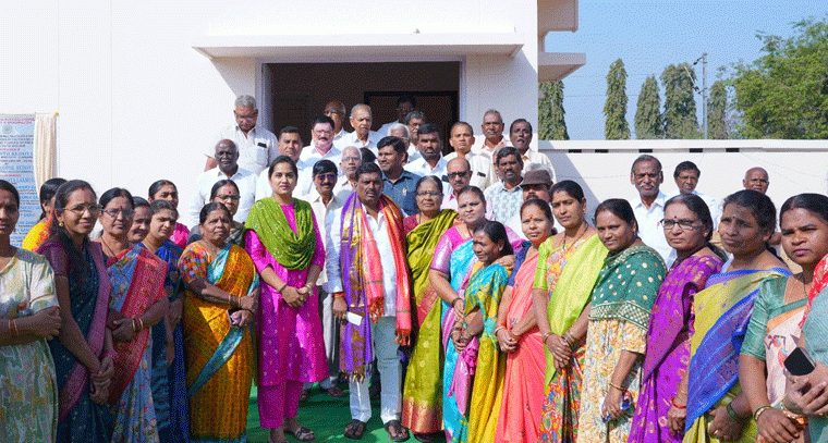 బల్దియా డివిజన్లను అభివృద్ధికి ప్రతీకగా తీర్చిదిద్దాం : గూడెం మహిపాల్ రెడ్డి 