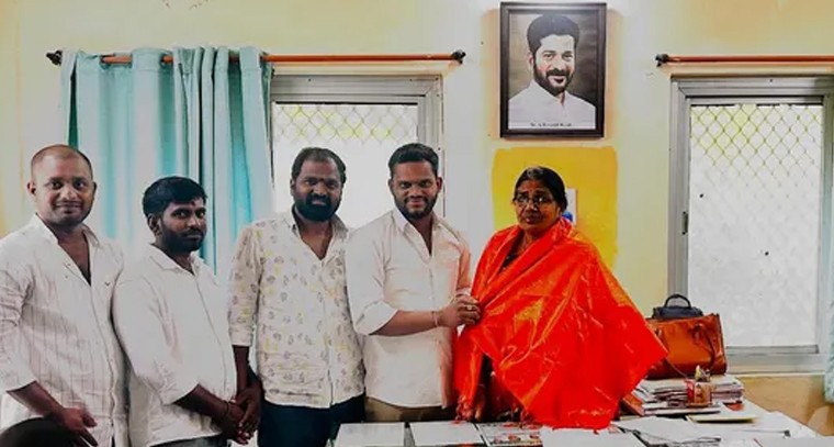 శివంపేట మండల నూతన ఎంపీడీవోకి ఘన సన్మానం