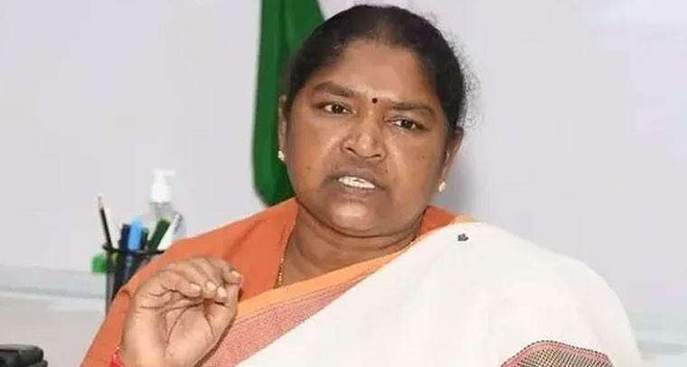 పంచాయతీ ఎన్నికల్లో కాంగ్రెస్ సత్తా: మంత్రి సీతక్క