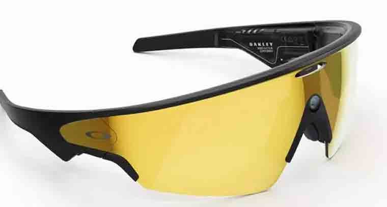  ‘ఓక్లే మెటా వాన్‌గార్డ్’ పేరుతో స్మార్ట్ గ్లాసెస్‌
