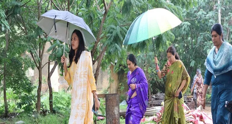  సంక్షేమశాఖ బాలికల వసతి గృహాన్ని తనిఖీ చేసిన కలెక్టర్